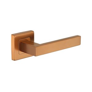 Deurkruk Alice vierkant 20mm haaks op vierkant rozet brons geborsteld PVD gecoat